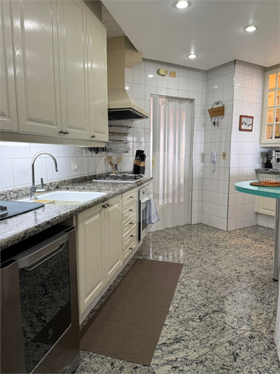 Foto REO1073139