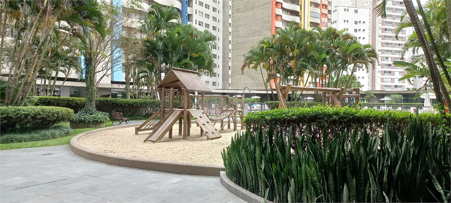 Foto REO1073162