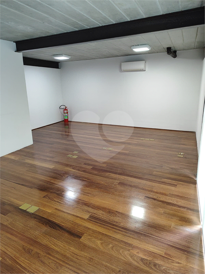 Foto REO1073186