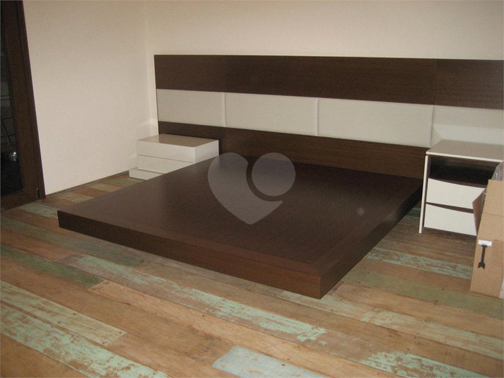 Foto REO1073267