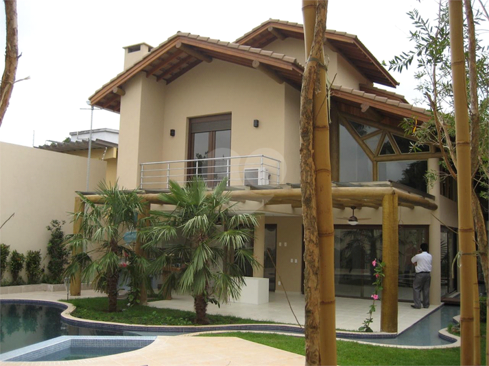 Foto REO1073267
