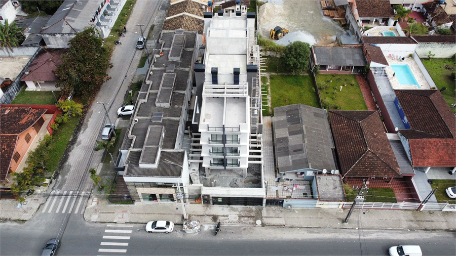 Foto REO1073275