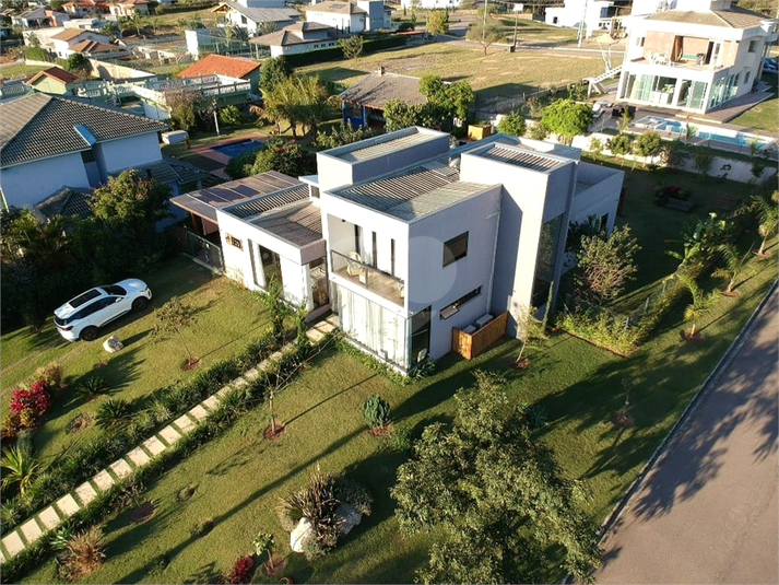 Foto REO1073327