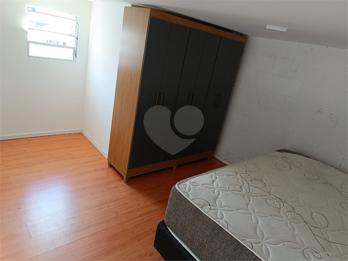 Foto REO1073331