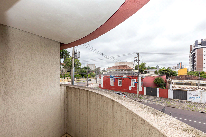 Foto REO1073420