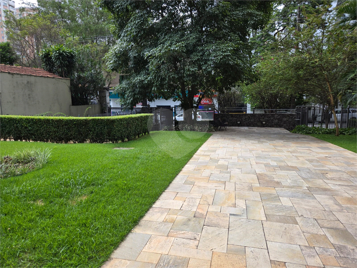 Foto REO1073457