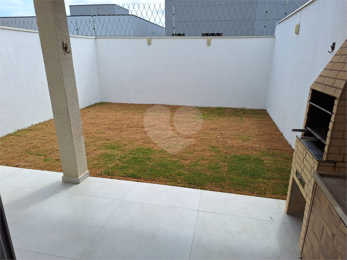 Foto REO1073583