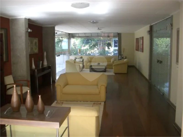 Foto REO1073603