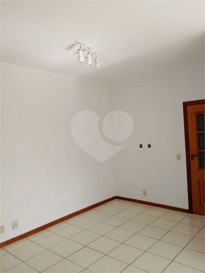 Foto REO1073605