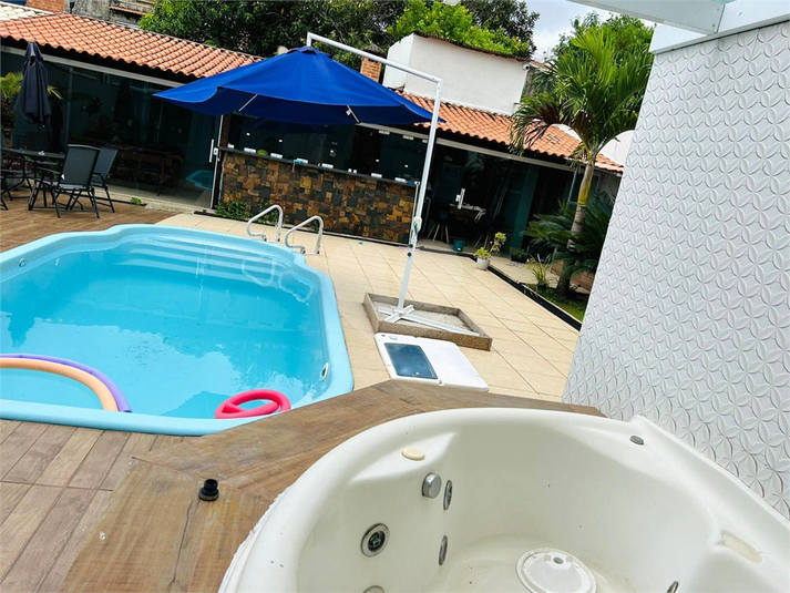 Foto REO1073612