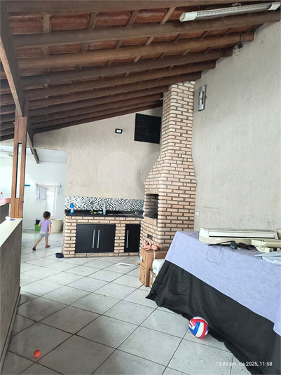 Foto REO1073644
