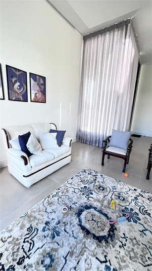 Foto REO1073667