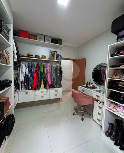 Foto REO1073677