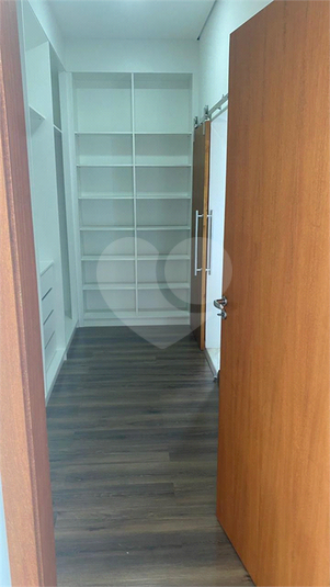 Foto REO1073709