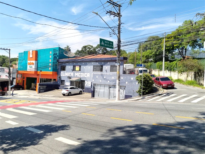 Foto REO1073742