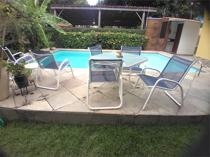 Foto REO1073747