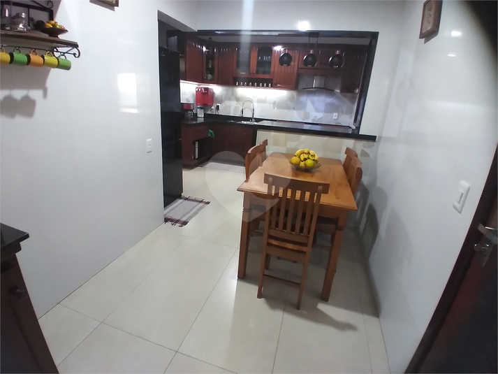 Foto REO1073747