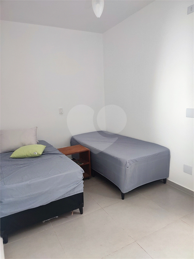 QUARTO SOLTEIRO