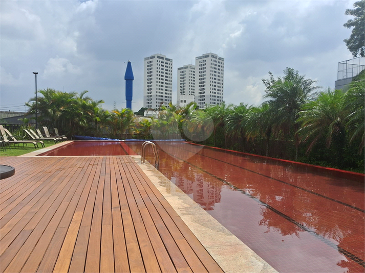 Foto REO1073777
