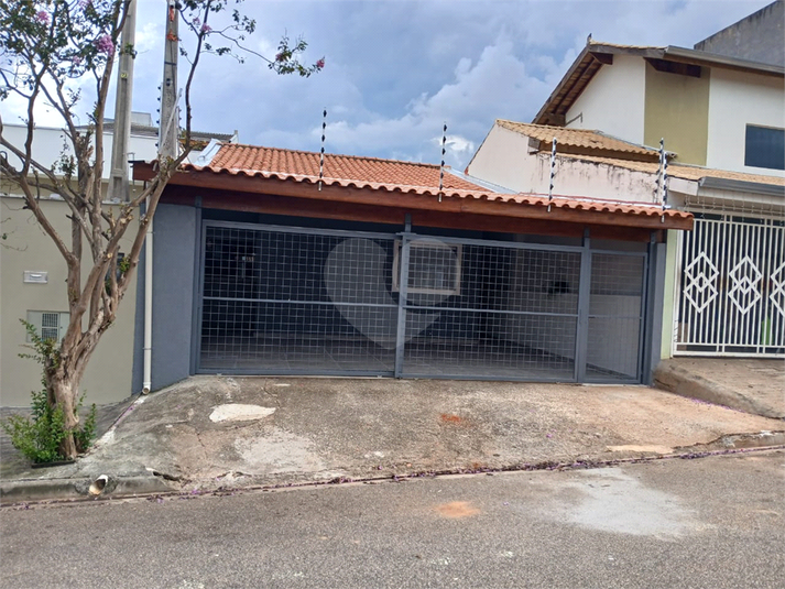 Foto REO1073916