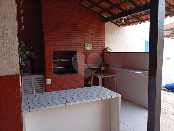 Foto REO1073939