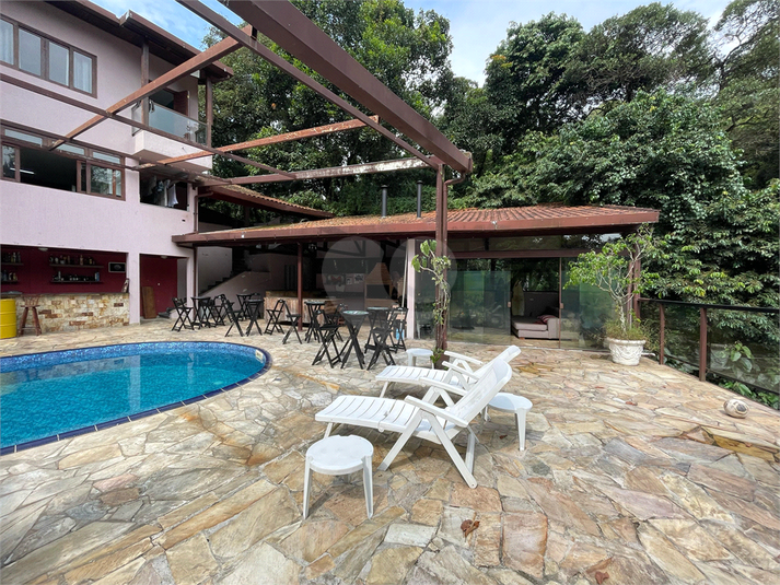 Foto REO1073976