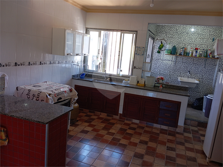 Foto REO1074000