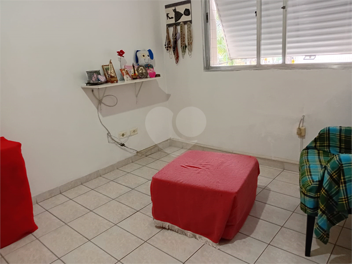 Foto REO1074007