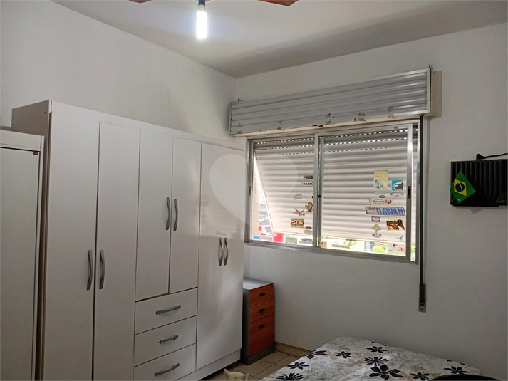Foto REO1074007