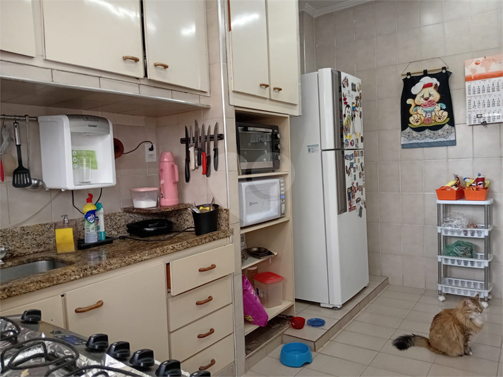 Foto REO1074007