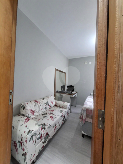 Foto REO1074011