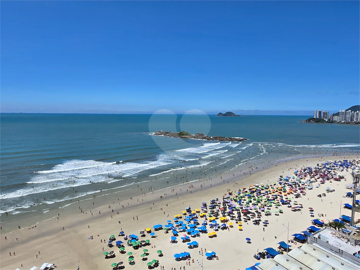 Foto REO1074016