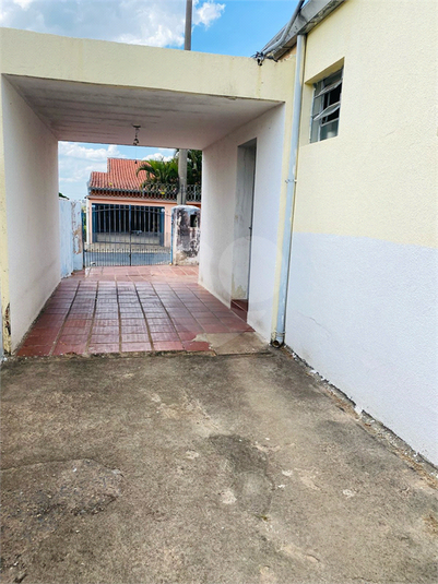 Foto REO1074021