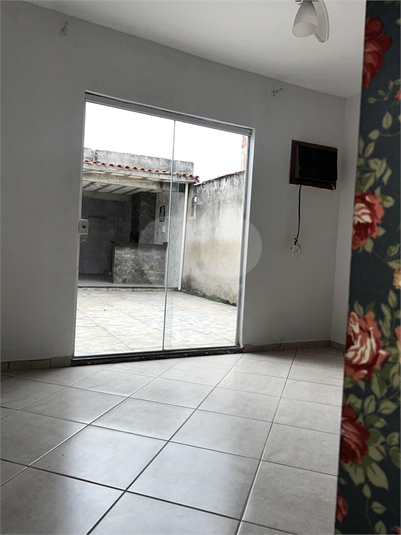 Foto REO1074024