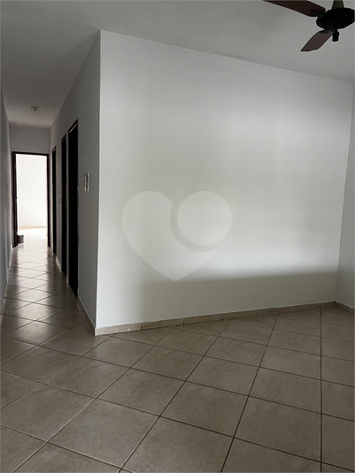 Foto REO1074024