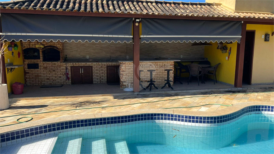 Foto REO1074037