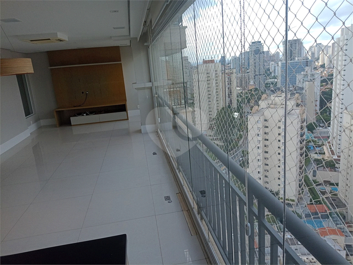 Foto REO1074056