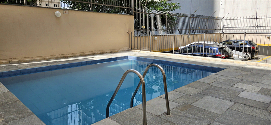 Foto REO1074069