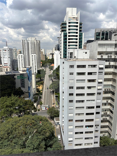 Foto REO1074121
