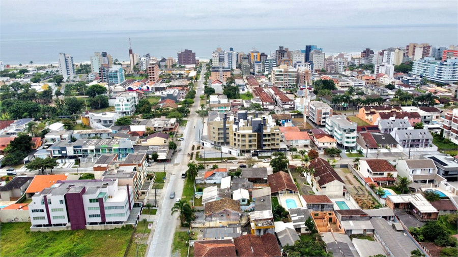 Foto REO1074220