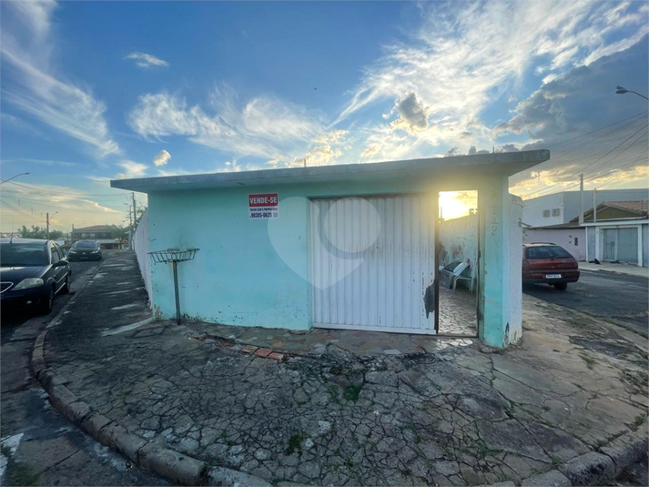 Foto REO1074224