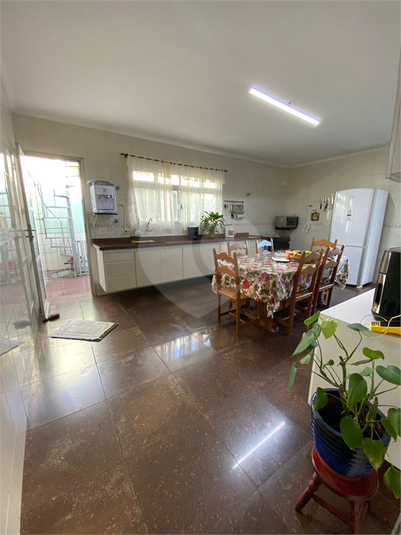 Foto REO1074308