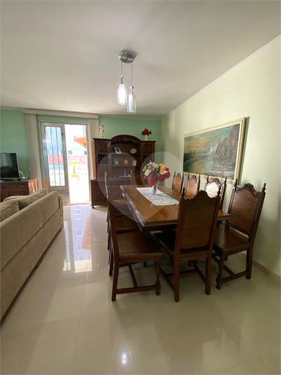 Foto REO1074308