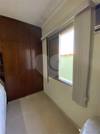 Foto REO1074308