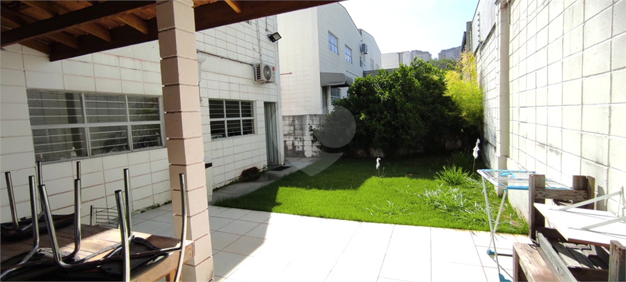 Foto REO1074361
