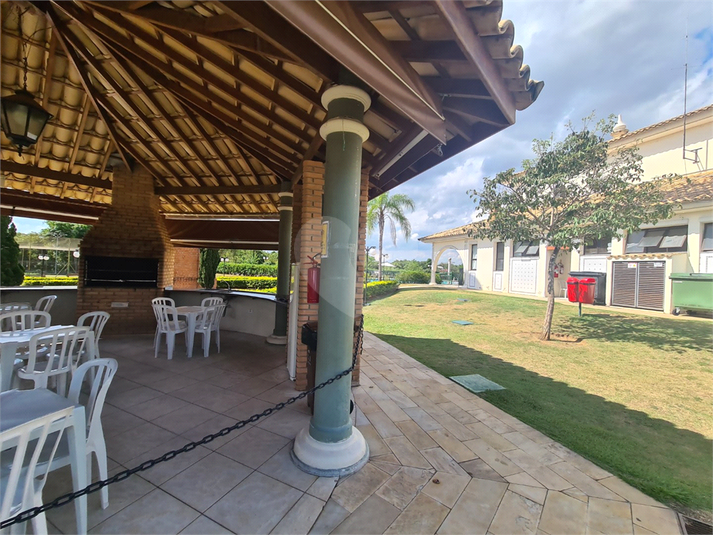 Foto REO1074420