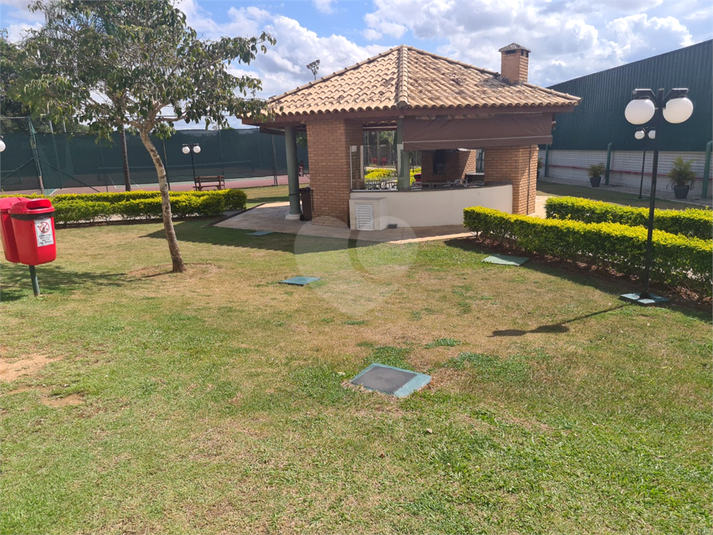 Foto REO1074420