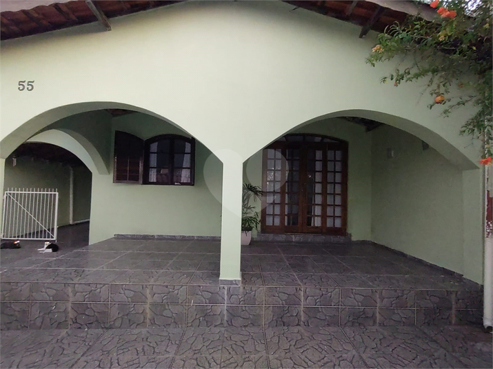 Foto REO1074481