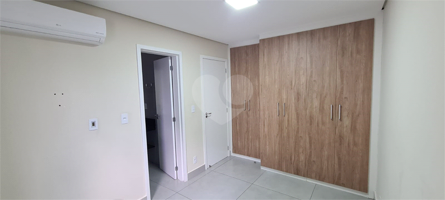Foto REO1074487