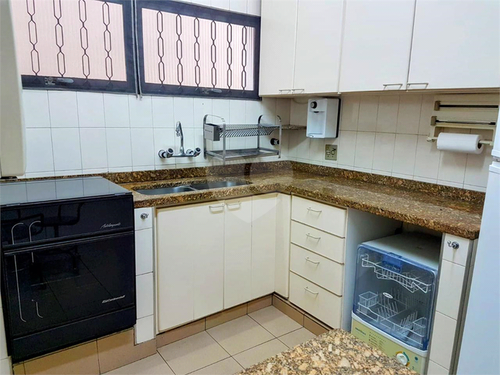 Foto REO1074518